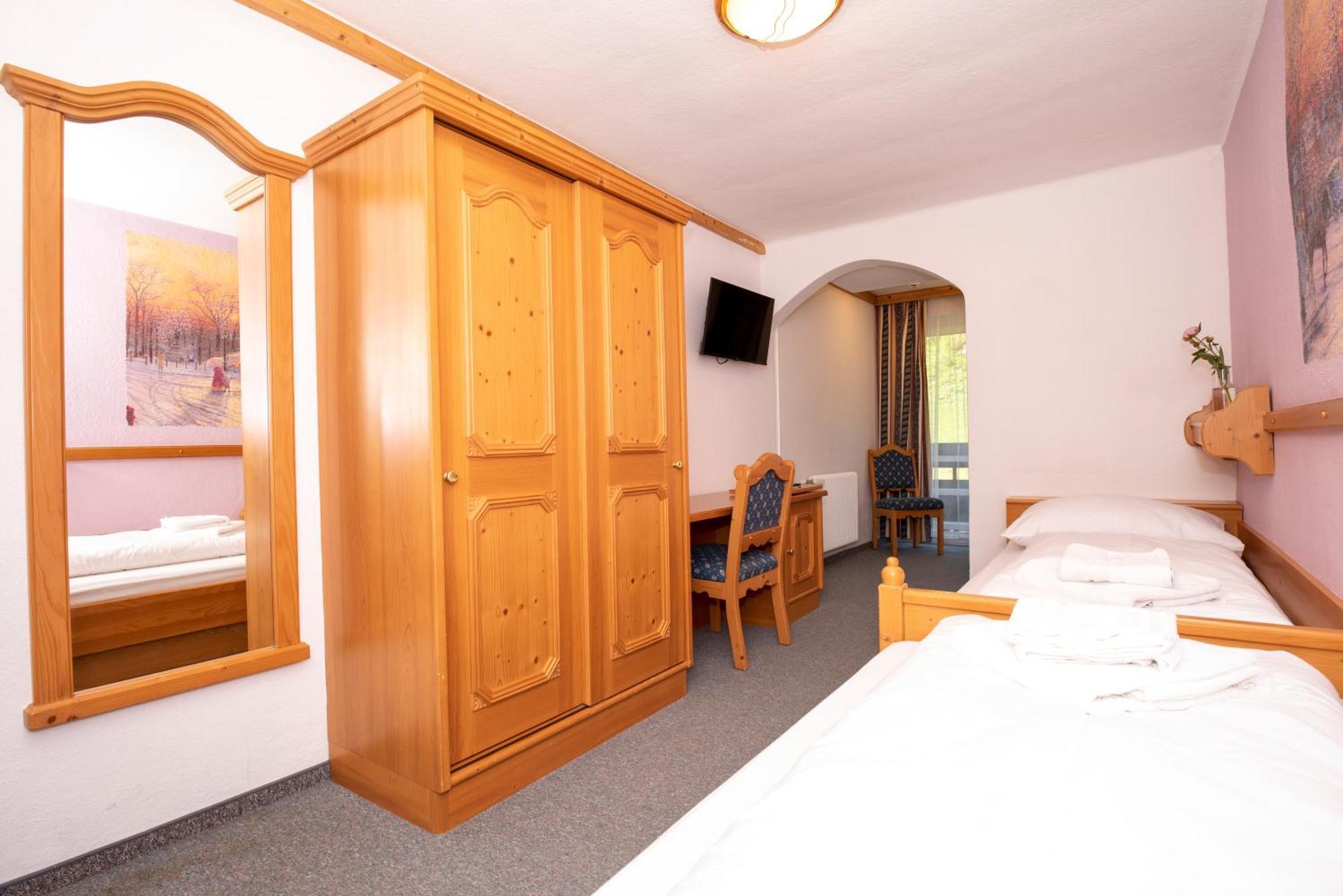 Hotel Alpen Arnika Tauplitzalm Luaran gambar
